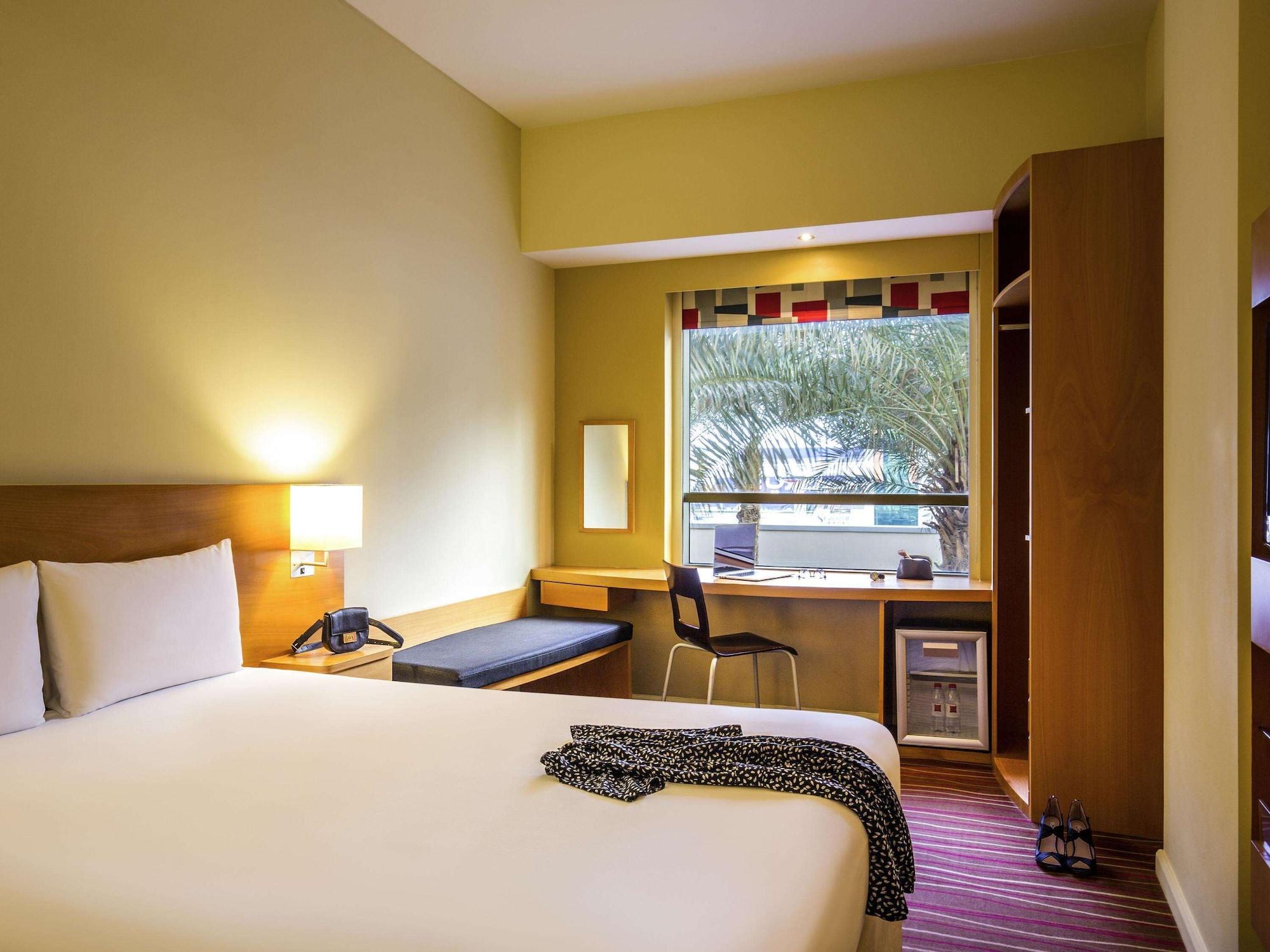 Ibis Mall Avenue Dubai Eksteriør billede