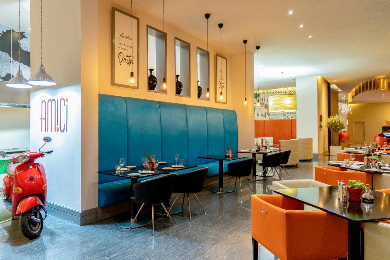 Ibis Mall Avenue Dubai Eksteriør billede