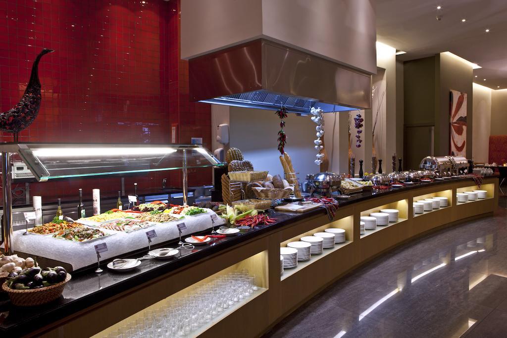Ibis Mall Avenue Dubai Eksteriør billede