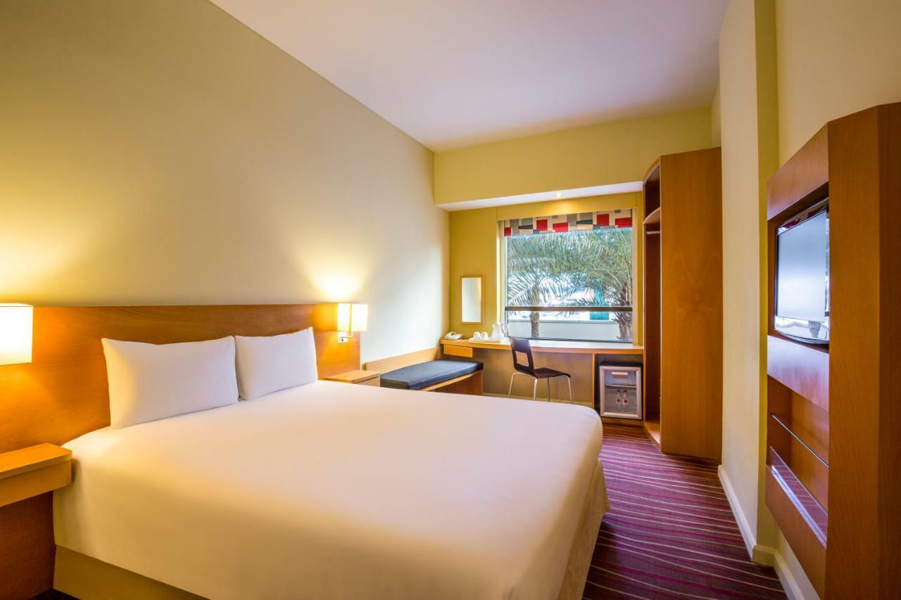 Ibis Mall Avenue Dubai Eksteriør billede